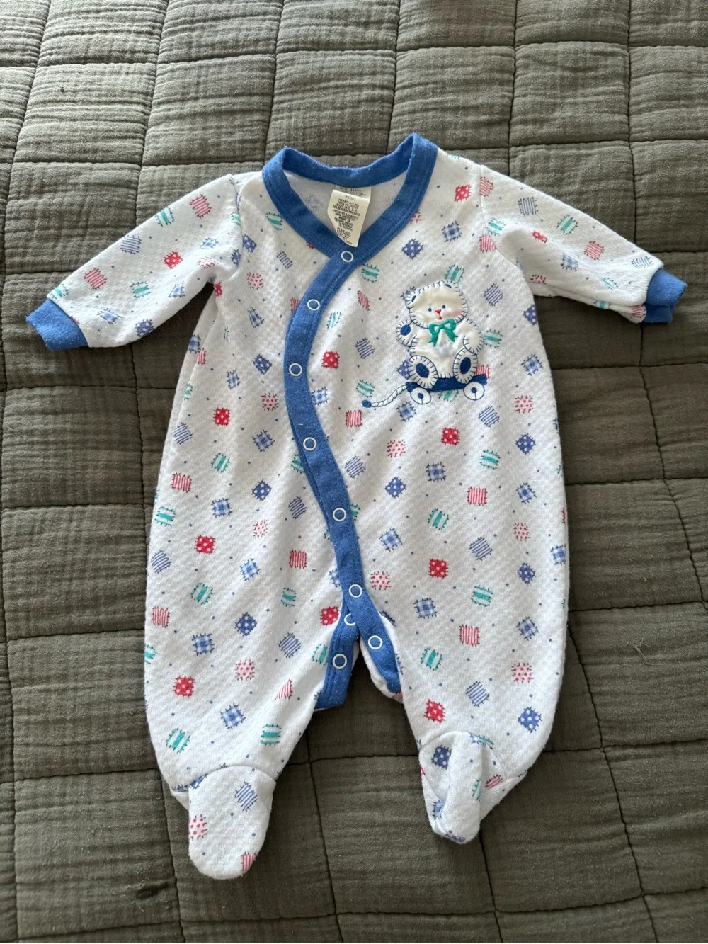 LOT of Vintage Baby Clothes Sleepers Footed Pajamas Small Medium 0-3 Months